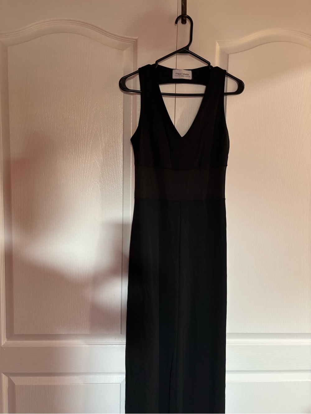 Black V-Neck Sleeveless Women's Dress